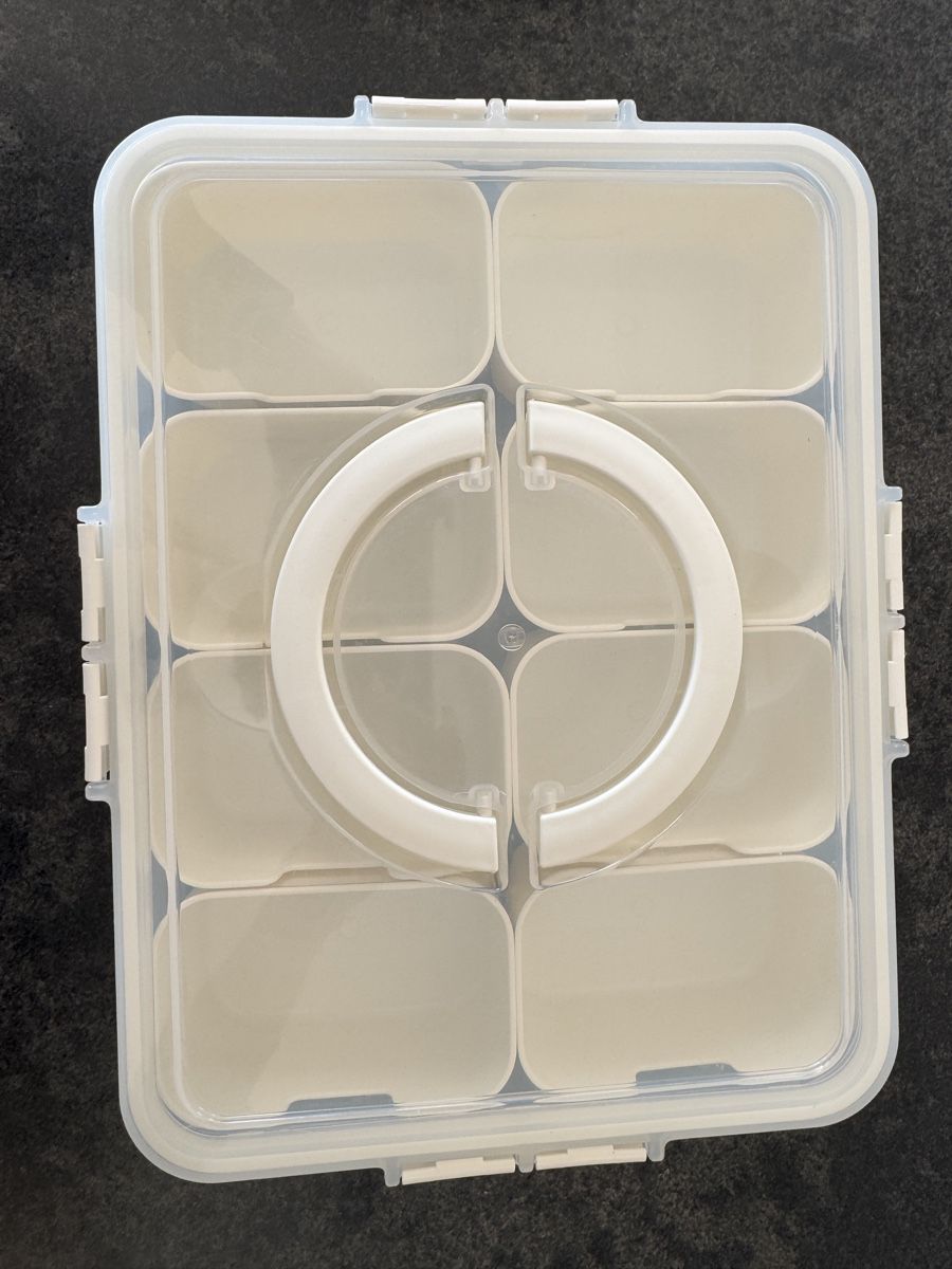 Contenitori & Simili: Praktische Lunchbox mit Fächern – Usato da Hubersdorf venduto da caruchiya
