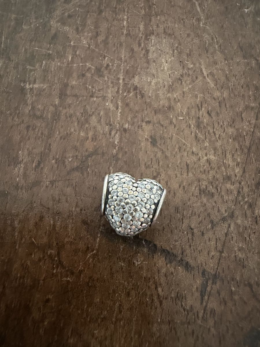 Ciondoli: Pandora charm argento cuore pavé – Usato da Andermatt venduto da DCC_70
