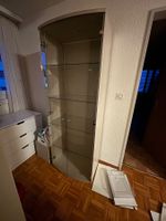 Glasvitrine mit Beleuchtung hellgrau