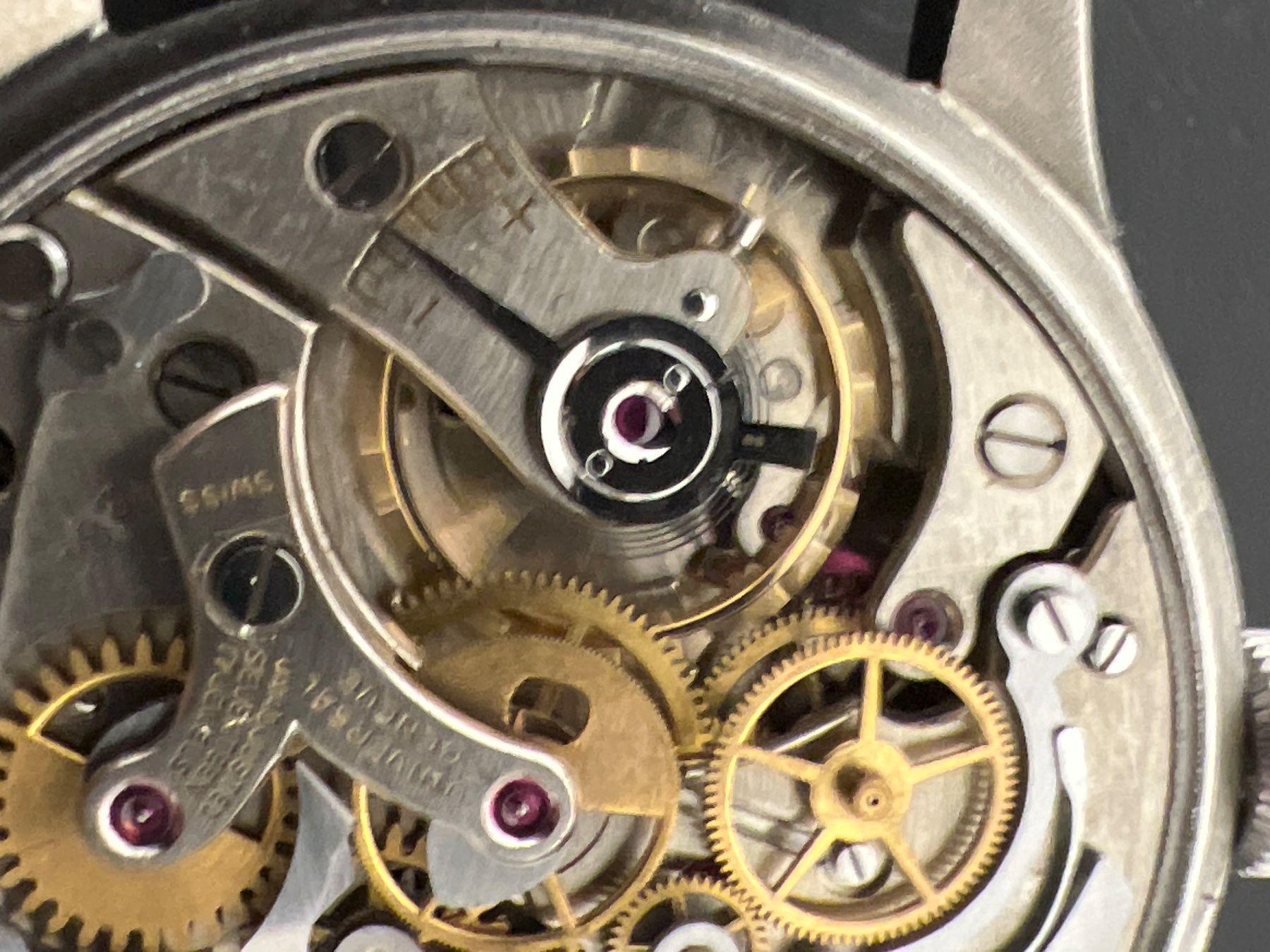 Universal Genève Uhren: Universal Geneve Aero Compax 37 mm Gepflegt – Gebraucht aus Pfeffingen von  6