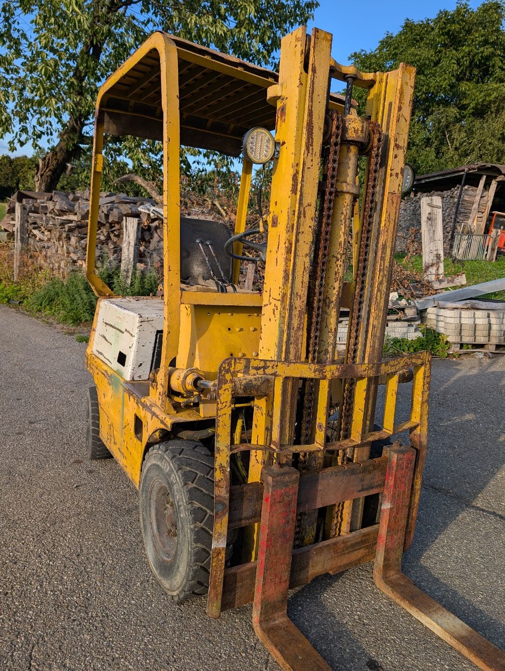 Toyota Carrelli elevatori e a forche: Gabelstapler Benzin Stapler Toyota 2FG14 – Usato da Hergiswil LU venduto da BB396 2