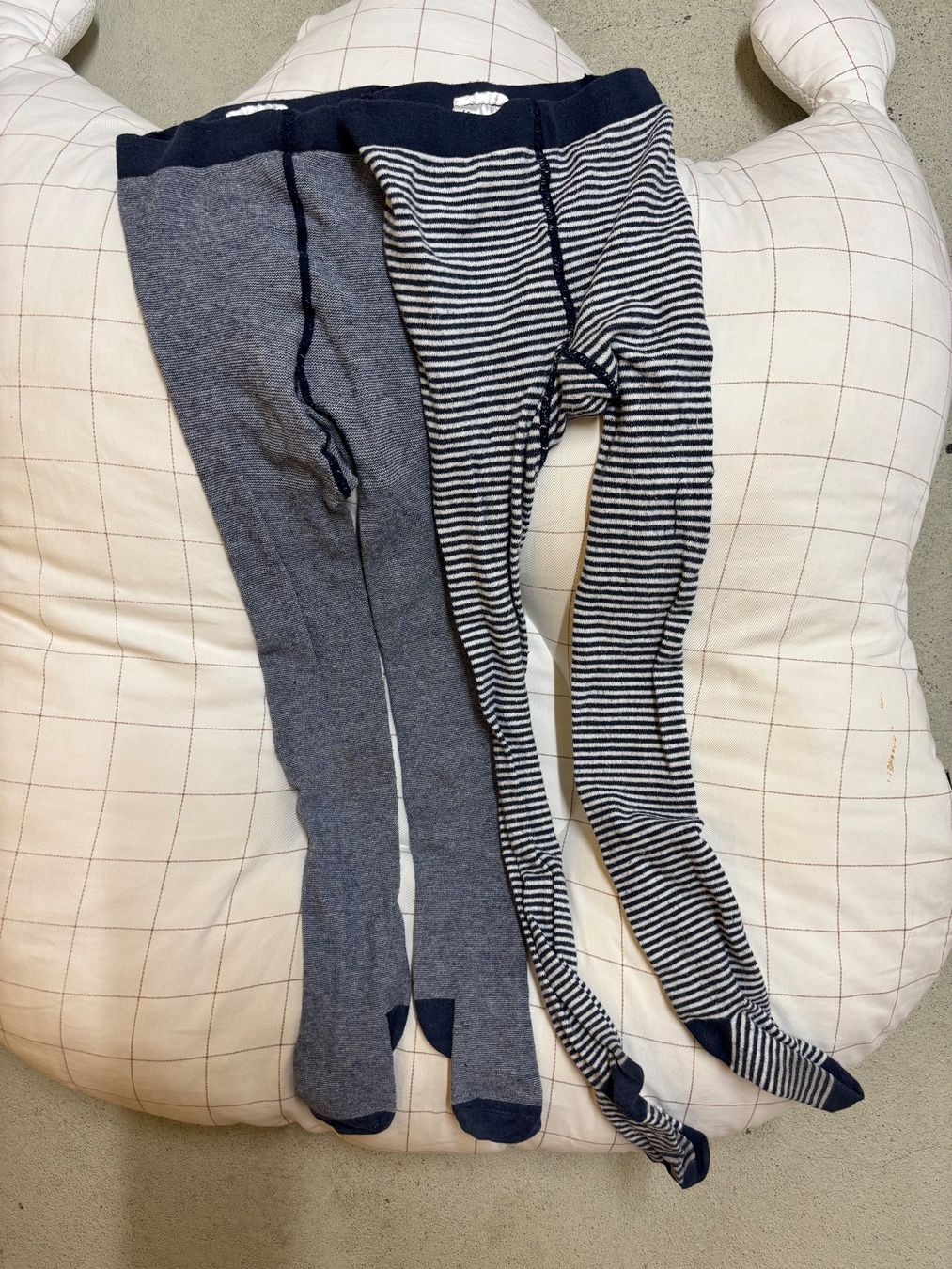 H&M Strümpfe & Strumpfhosen: Mädchen Strumpfhose x2 98, 2-3 years old – Gebraucht aus Zürich von S_on