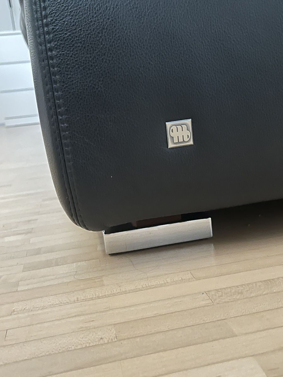 Musterring Sofas: Echtledersofa schwarz mit Metallfüssen – Gebraucht aus St. Gallen von absky 6