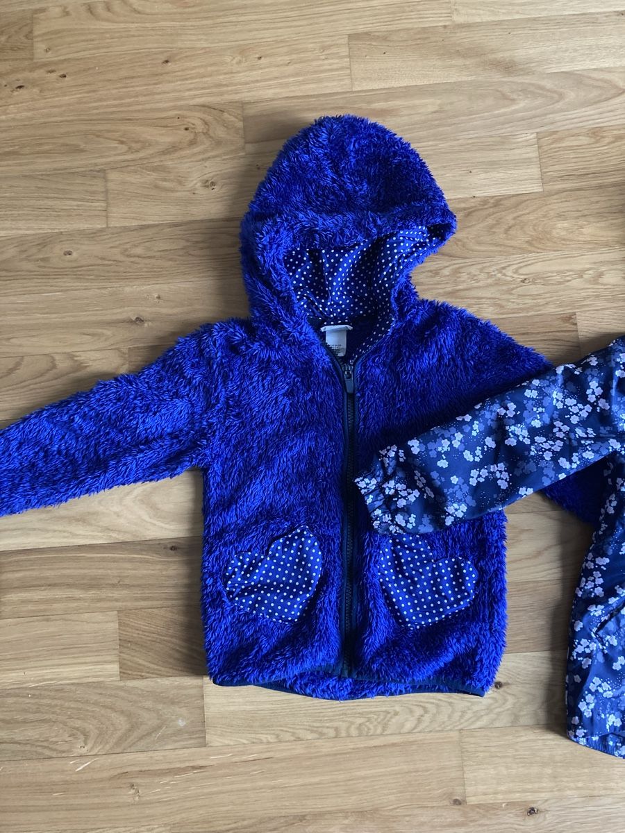 H&M Jacken & Mäntel: Mädchen Jacken Set, Grösse 98 – Gebraucht aus Staad SG von gab_7dr9 2