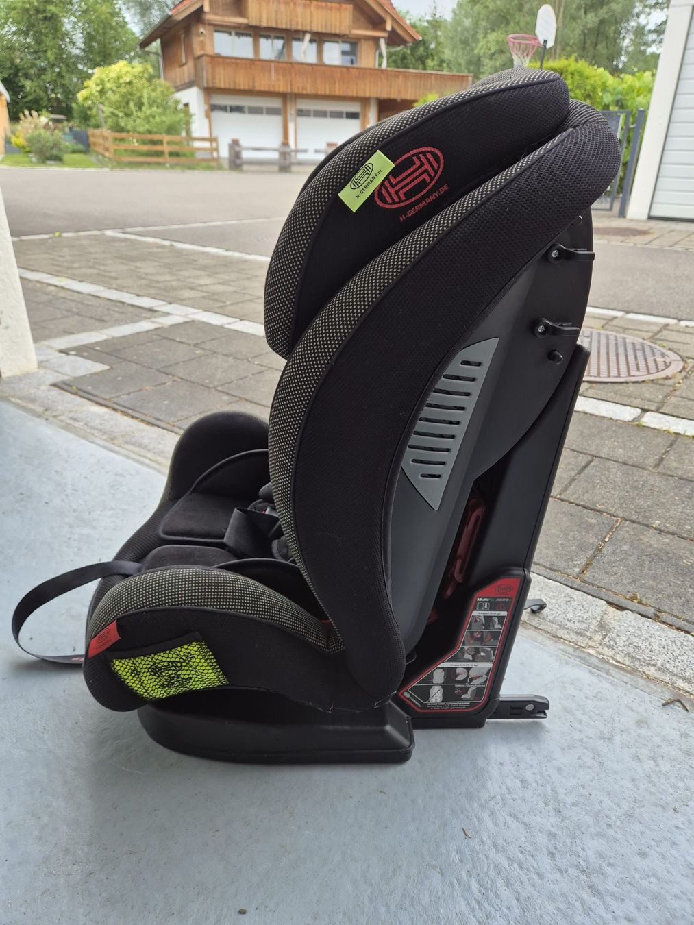 Auto-Kindersitze: HEYNER Capsula Multi Fix - Kindersitz Gruppe 1/2/3 gebraucht – Gebraucht aus Riedt b. Erlen von AndreasRohner92 4