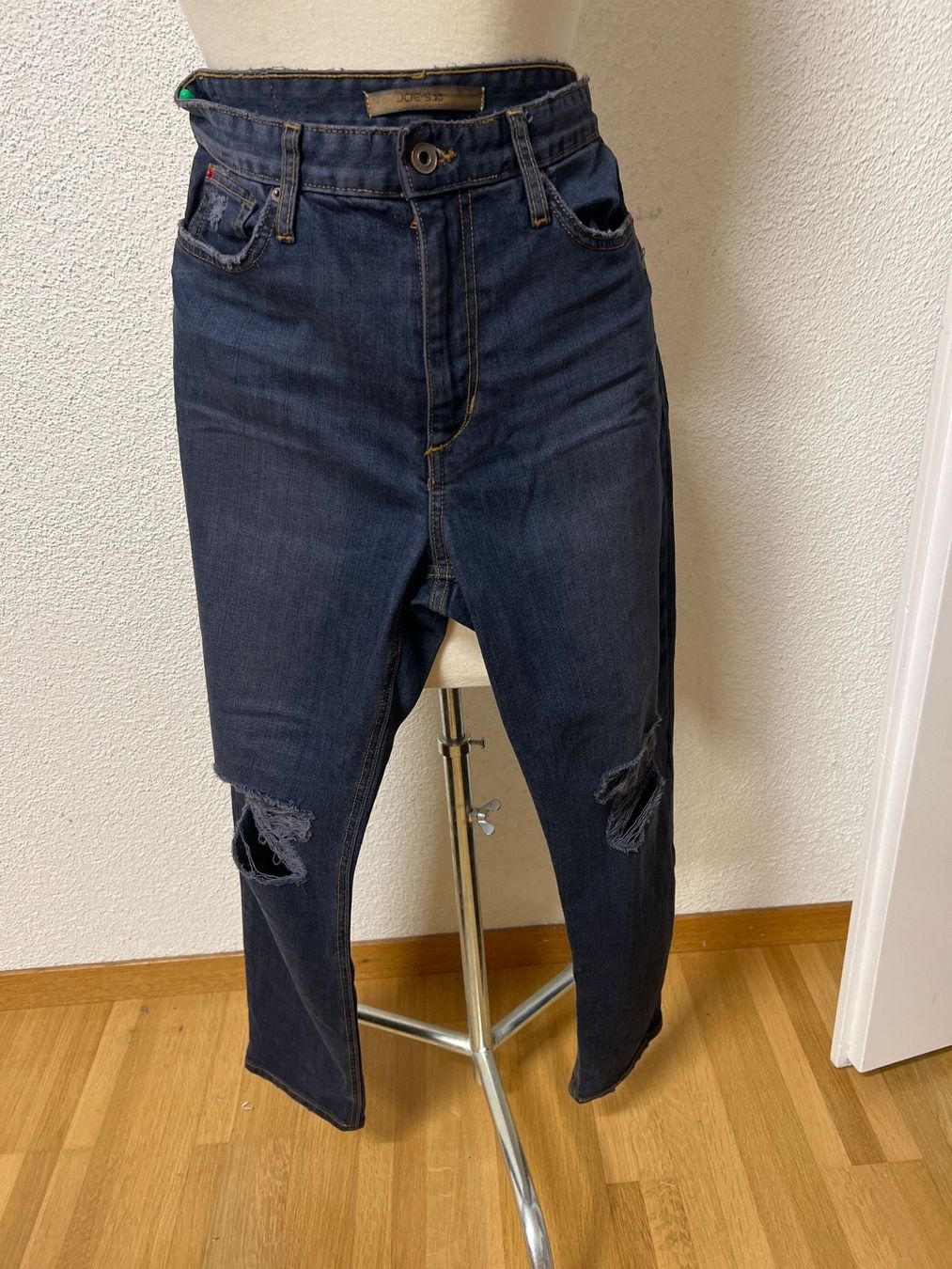 Jeans: Coole JOE´S Jeans 29 – Nuovo (secondo la descrizione) da Maienfeld venduto da 8796