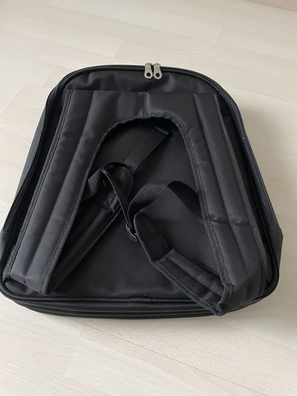 Zaini: LaptopRucksack schwarz – Nuovo (secondo la descrizione) da Schindellegi venduto da Moom1402 2