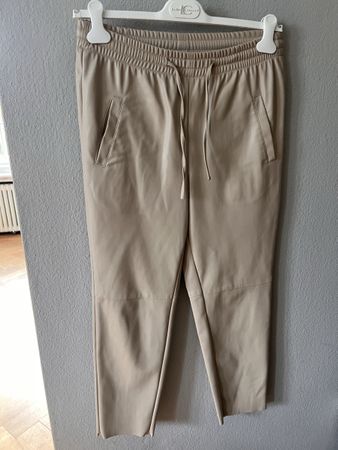 Kunstleder Hose Herzensangelegenheit, Gr. 36, Sand 