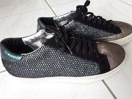 Cooler Schuh Gr. 40