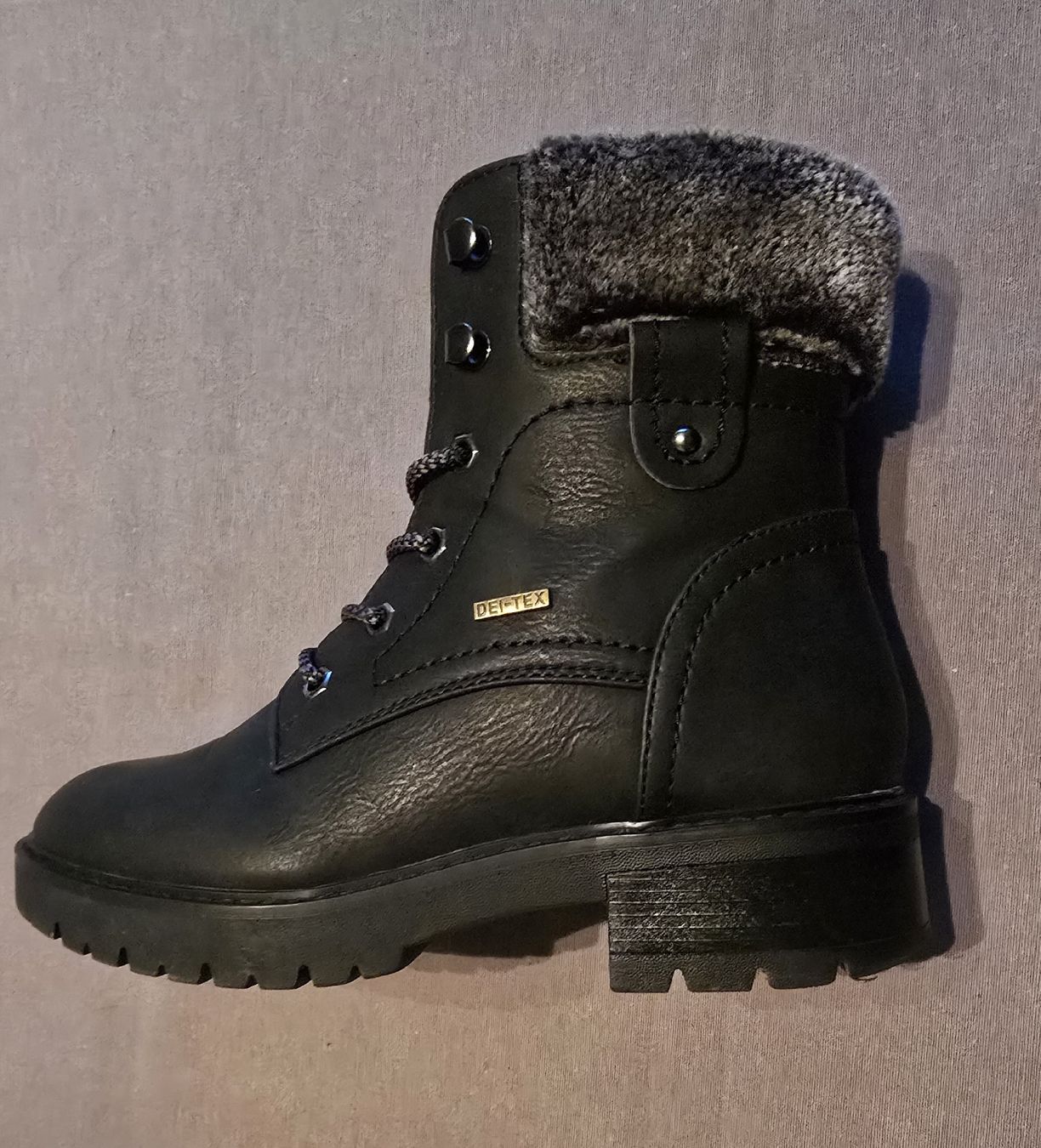 Scarpe da donna: Bottines – Nuovo (secondo la descrizione) da Courtelary venduto da syllou1978