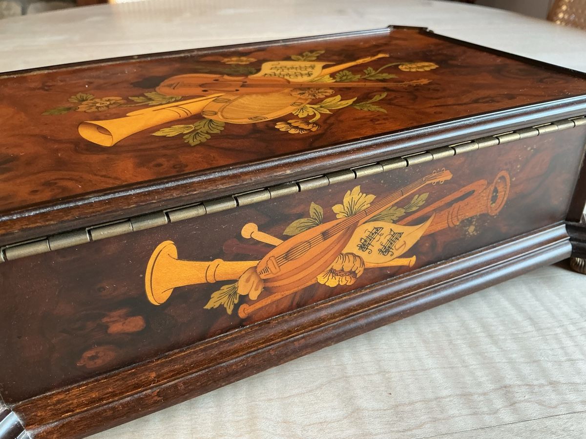 Reuge Boîtes à musique: Reuge Musikdose – D'occasion à Hölstein par Uhriella 4