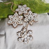4 Schneeflocken mit 3D Effekt in weiss braun, neu, Holz