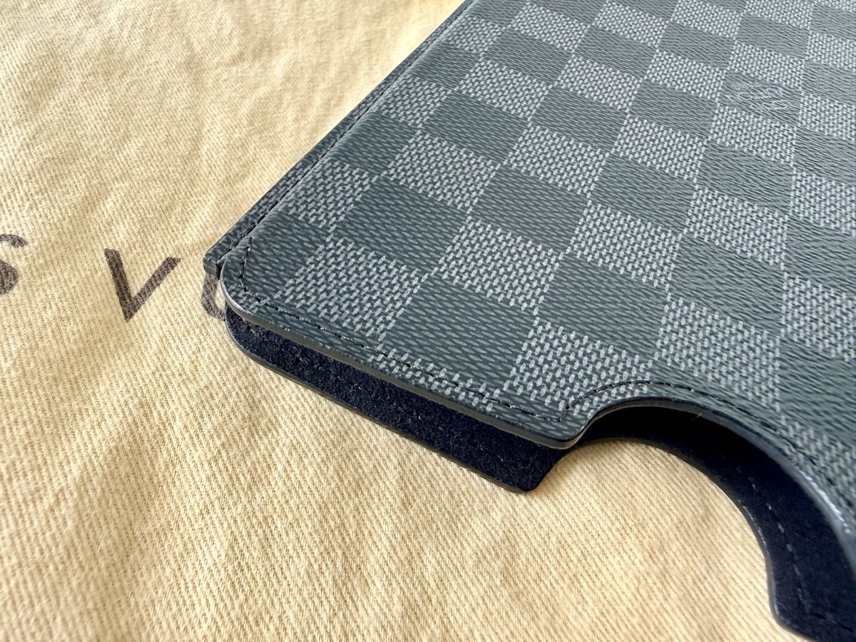 Louis Vuitton Covers & Borse: Pochette iPad Mini Louis Vuitton – Usato da Marly venduto da Nor_al3 1