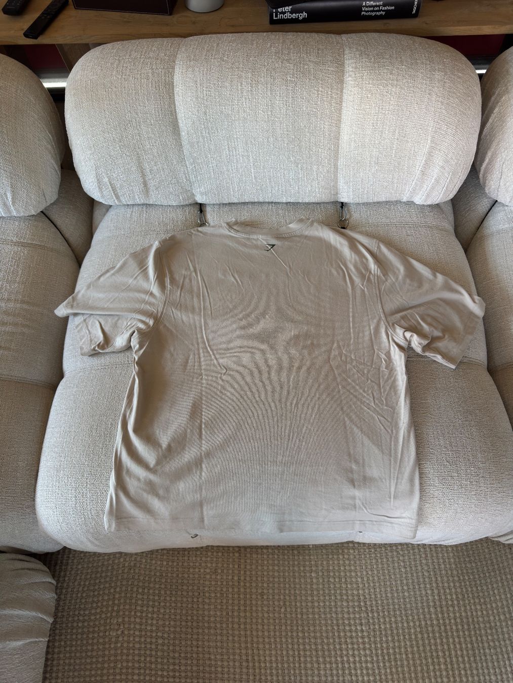 Gymshark T-shirt: Gymshark | T-Shirt – Nuovo (secondo la descrizione) da Horgen venduto da onur_5 4