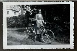 Privatfoto, Unikat - Rad, Velofahrerin, Frauenfeld, 1941