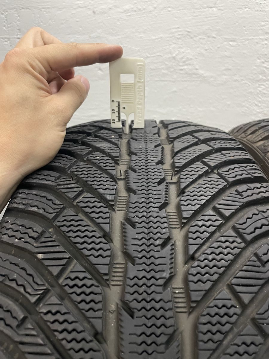 Pneumatici & Ruote complete: 4x Cooper Winterpneu 225/50R18 – Usato da Sirnach venduto da MotionModular 1
