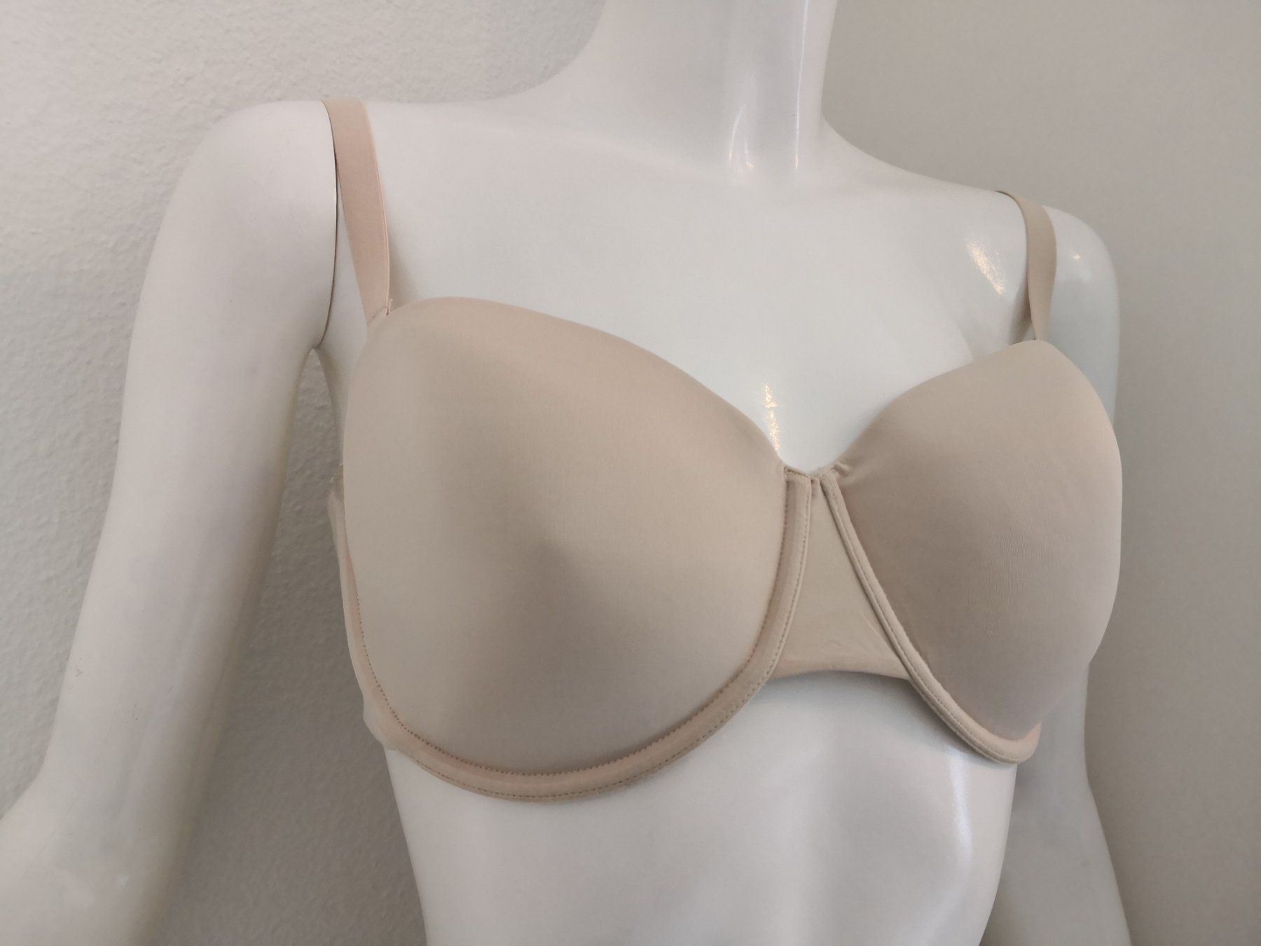 Sonstige Unterwäsche: 🤩LOVABLE BH SCHWARZ ODER NUDE NEU – Neu (gemäss Beschreibung) aus Olten von Naja-Twins-Twins 3