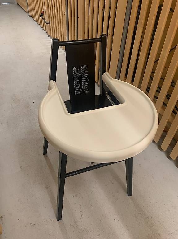 Hochstühle: Kinderhochstuhl mit Tablett IKEA Blâmes – Gebraucht aus Dübendorf von audreydes