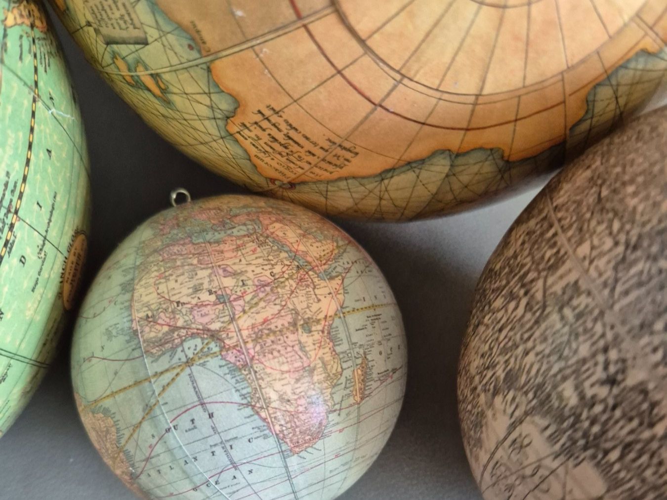Sonstige Dekorationen & Accessoires: Globe terrestre vintage - lot de 5 globes différents V4! – Gebraucht aus Fully von tameab 5