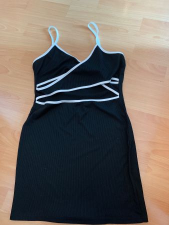 Jolie robe d’été Shein noire taille M ou 38