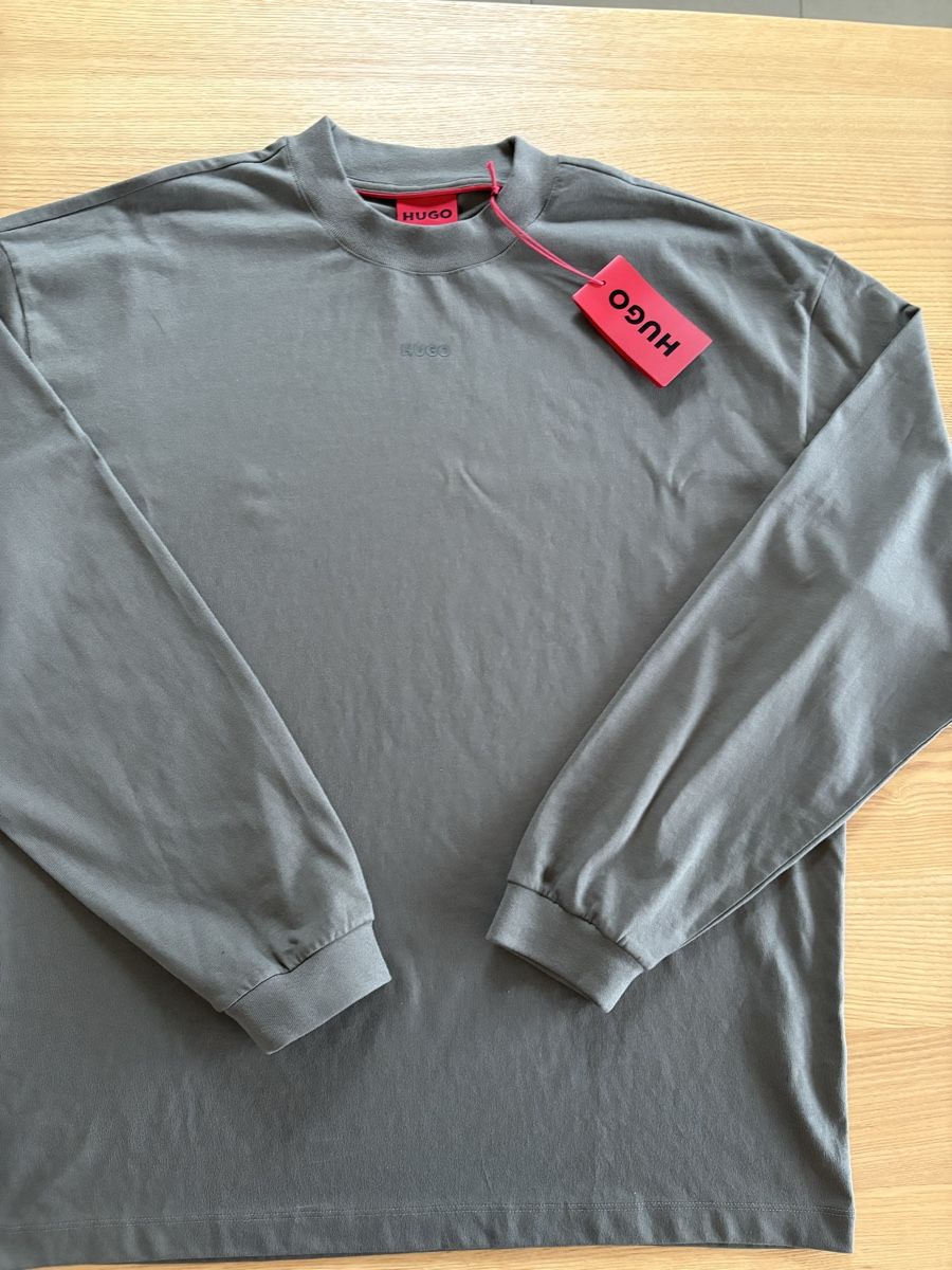 Hugo Boss T-shirt: T-shirt manica lunga Nuova – Nuovo e nell'imballaggio originale da Davesco-Soragno venduto da dvf_7h6d 2