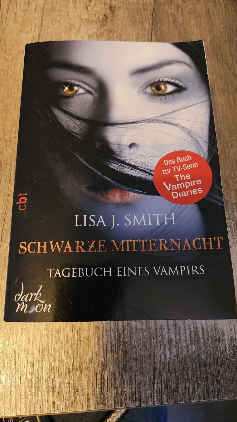 Bücher: Tagebuch eines Vampirs 7, "Schwarze Mitternacht." – Gebraucht aus Mönchaltorf von Cayrath