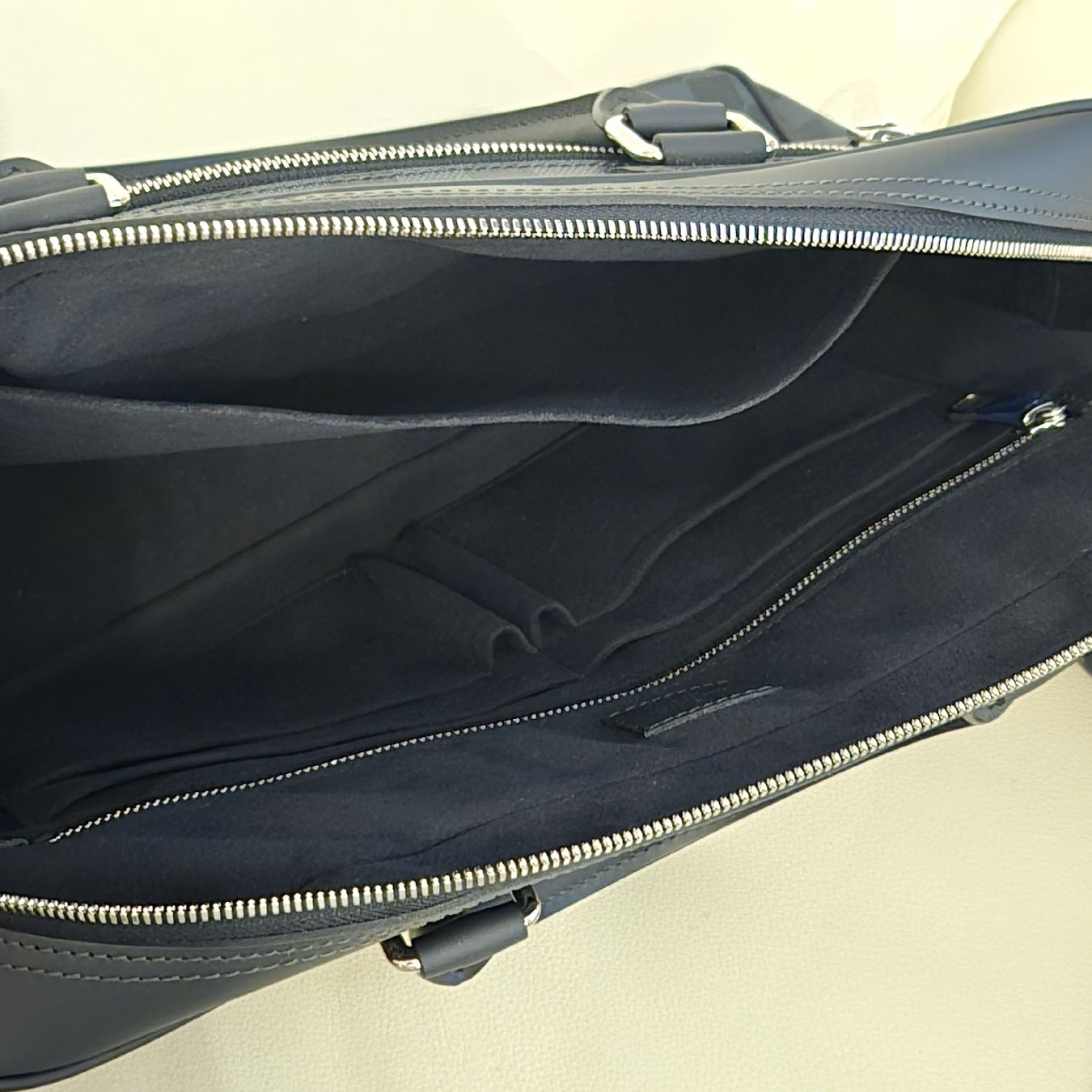 Louis Vuitton Borse: Louis Vuitton Tasche unisex – Nuovo (secondo la descrizione) da Tuggen venduto da phil200 6