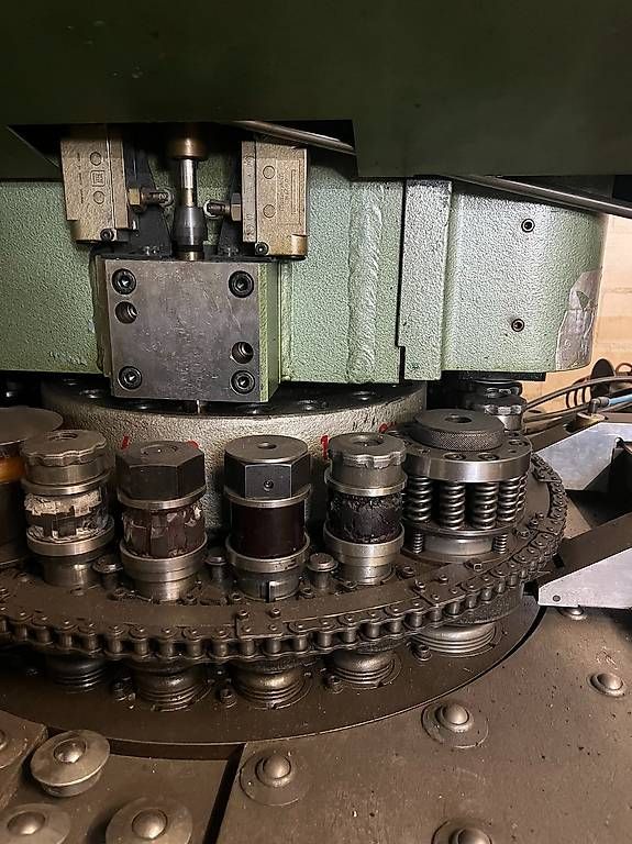 Tutte le macchine: Raskin Stanzmaschine – Usato da Wetzikon ZH venduto da MeaQ 4