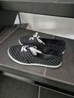 Schuhe 37