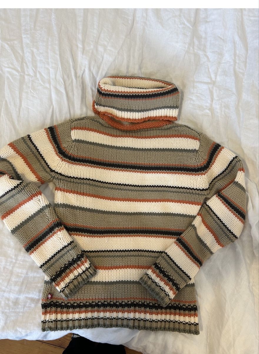 Pullover & Sweatshirts: gestrickter Pullover gestreift – Gebraucht aus Bern von ann_v6v2
