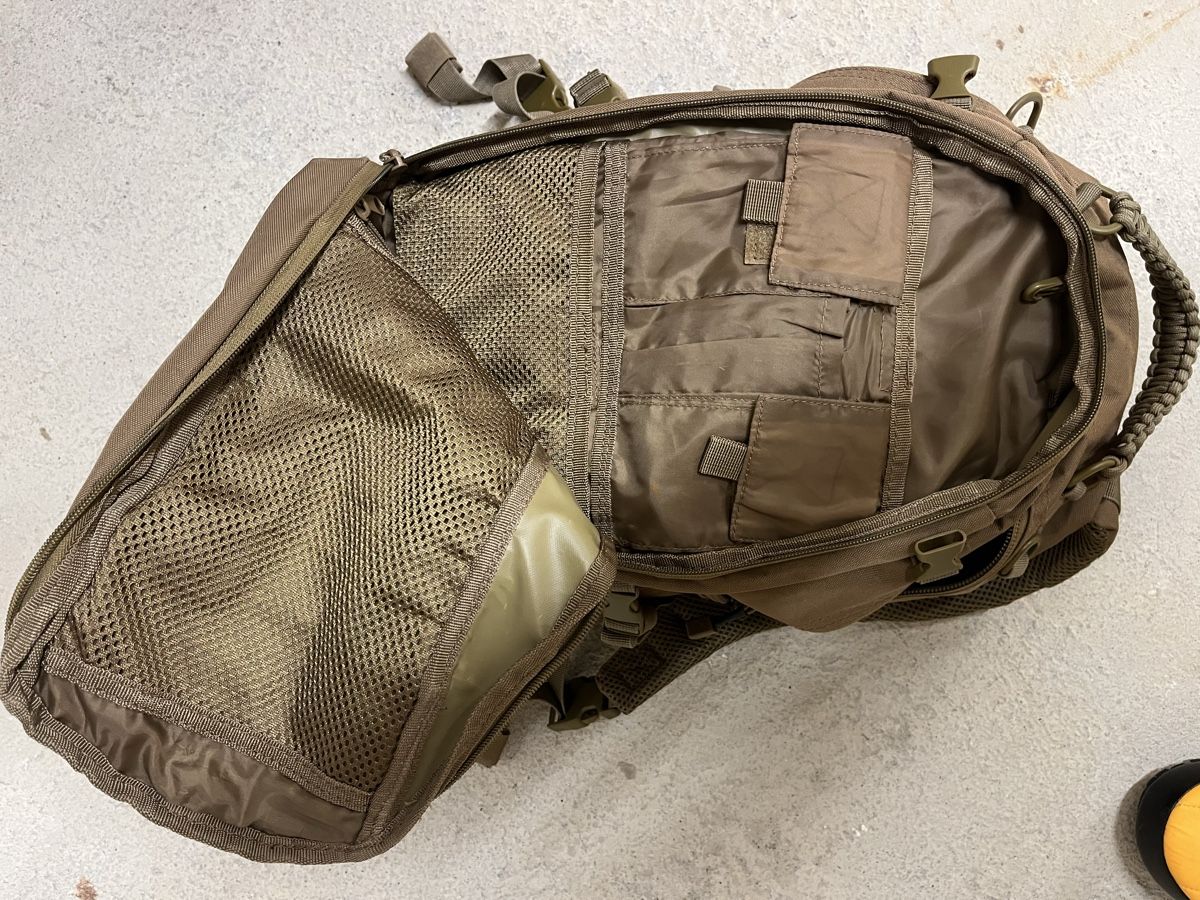 Mil-Tec Zaini: Sac mil tec kaki  – Nuovo (secondo la descrizione) da Salgesch venduto da Tuf7 2
