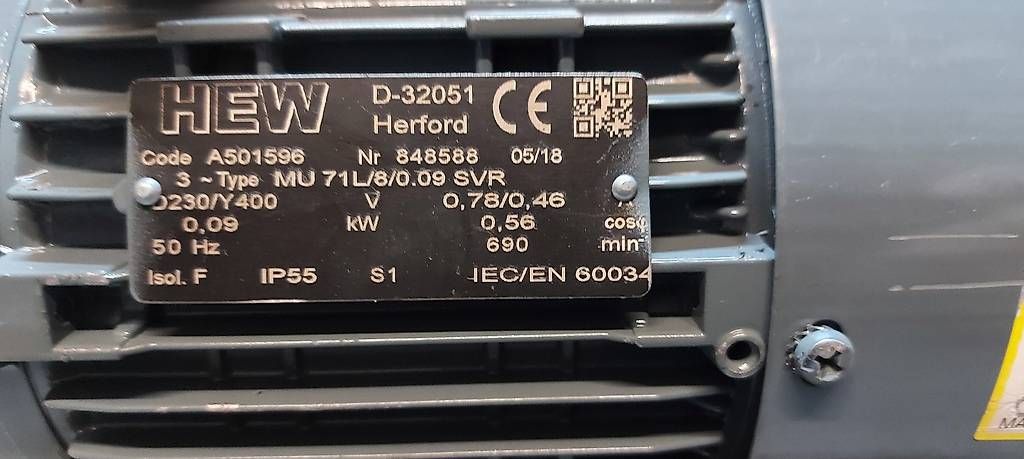 Motori: Drehstrommotor 0.09 KW – Usato da Fisibach venduto da Lorobin 3