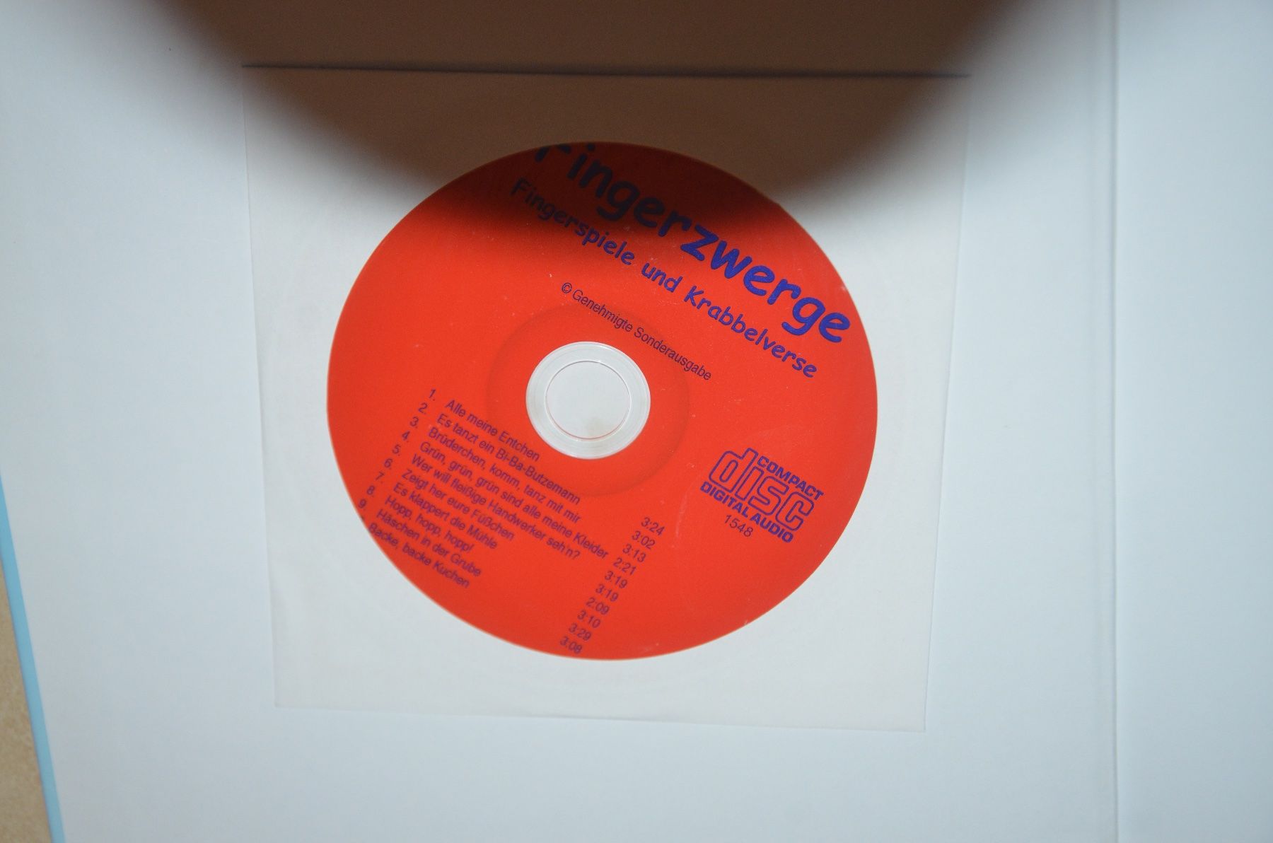 Libri: KINDERBUCH MIT CD – Usato da Chiasso venduto da Dolly015 1