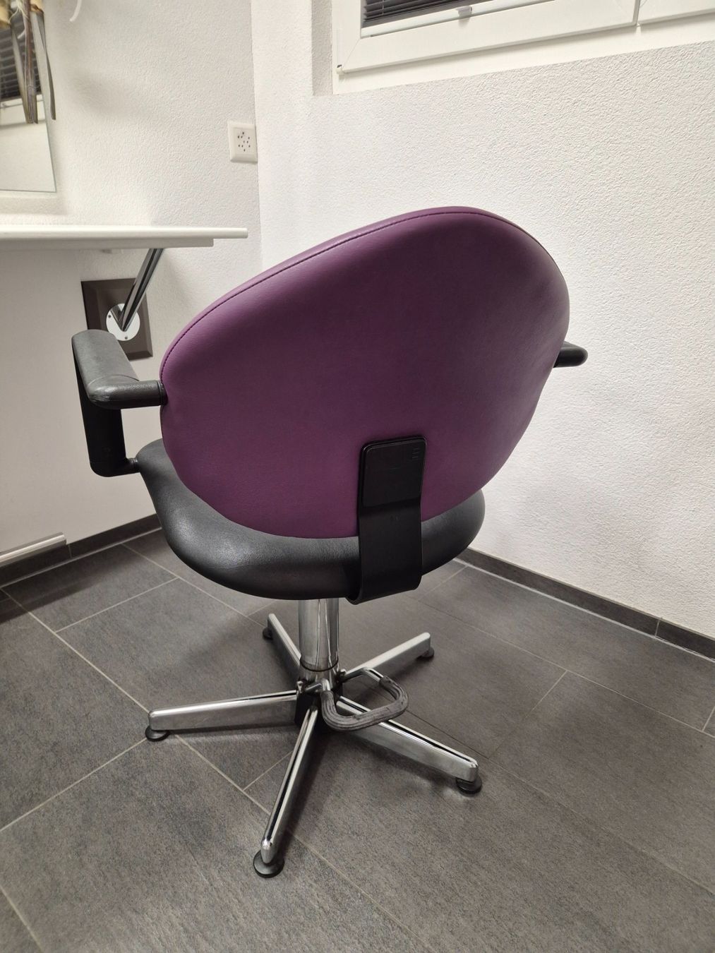 Stühle: Coiffeurstuhl – Gebraucht aus Mosnang von Aurel2018 1