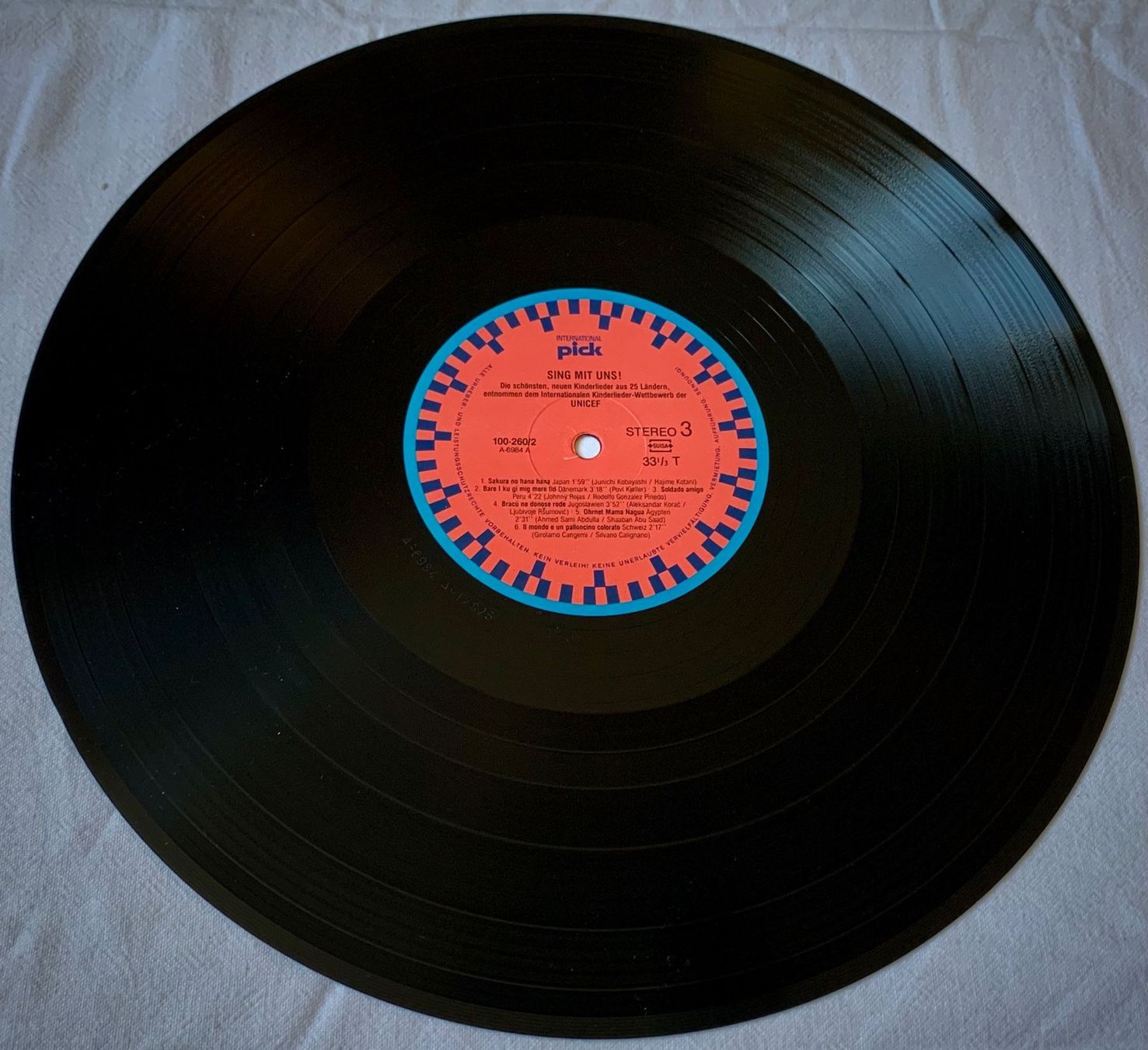 Vinyles: Kinderlieder aus 25 Ländern – D'occasion à Spiez par martin-7973 4