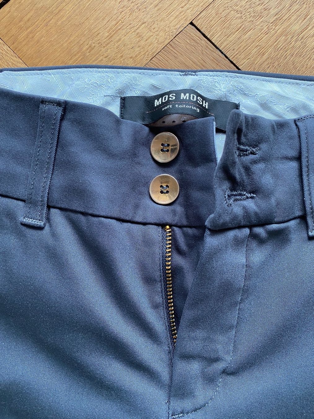 Mos mosh Pantaloni: Mos Mosh Hose Gr. 32 Grau / Anthrazit – Usato da Zürich venduto da triangular 4