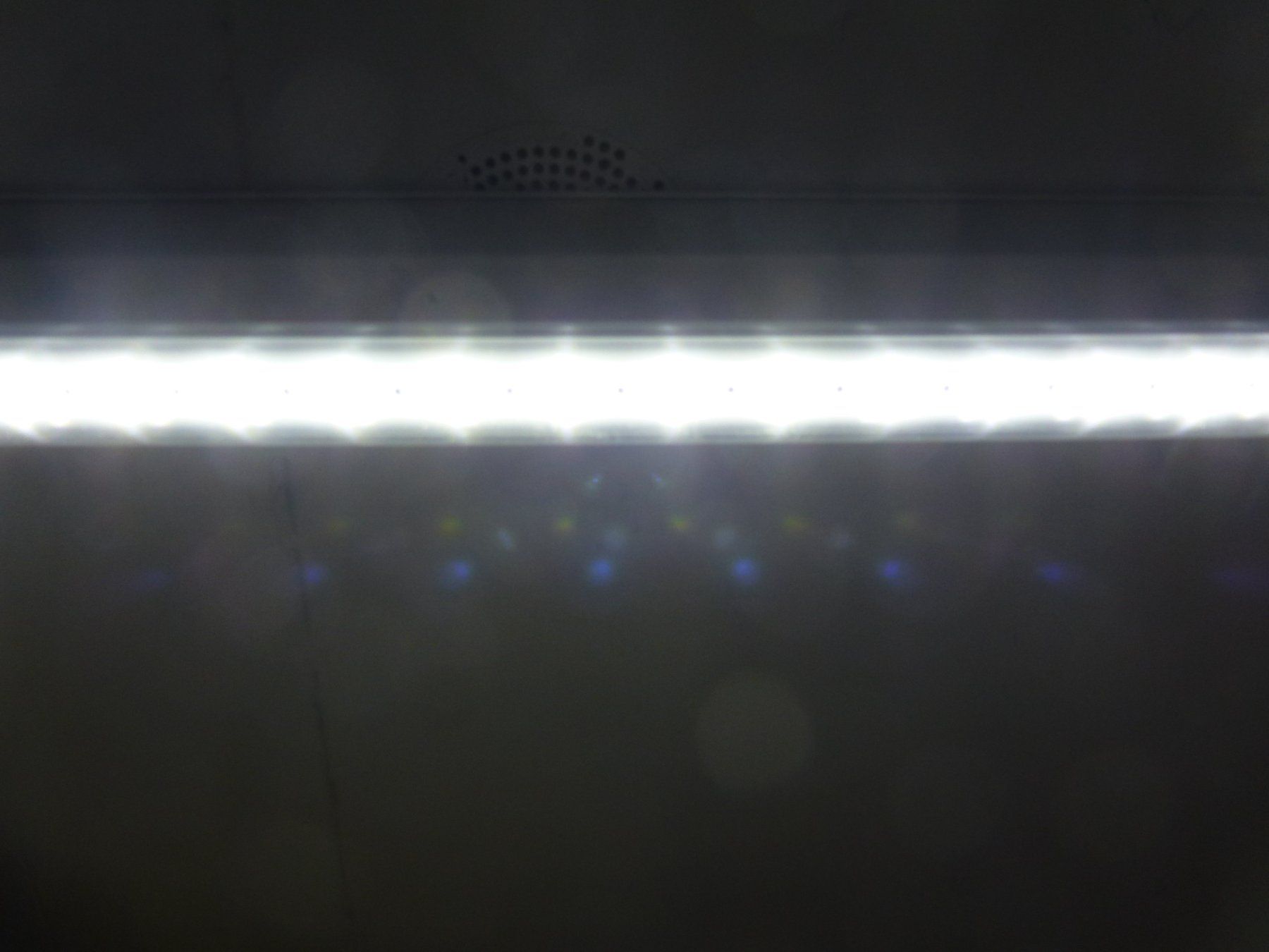 Lampes: LED Röhre Lightdec 18W 1200mm weiss – D'occasion à Hombrechtikon par HGK50 5