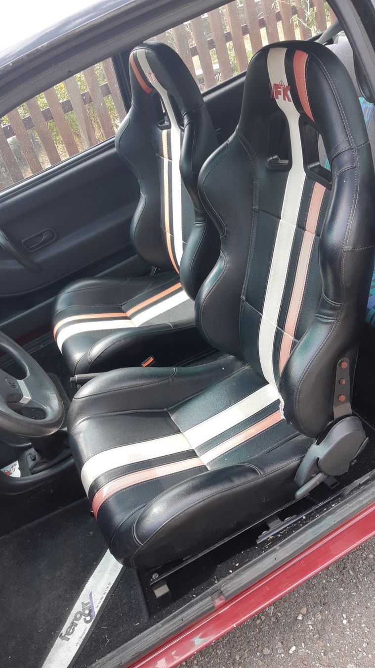 VW Automobili: Vw Polo G40 – Usato da Kleinlützel venduto da Jaguar60 5