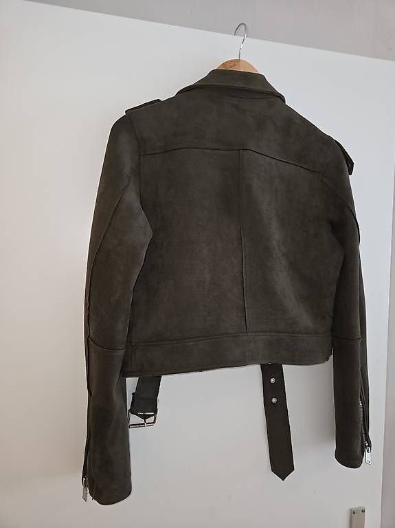Giacche: Stradivarius Jacke grün – Usato da Zumikon venduto da CiaVS 1