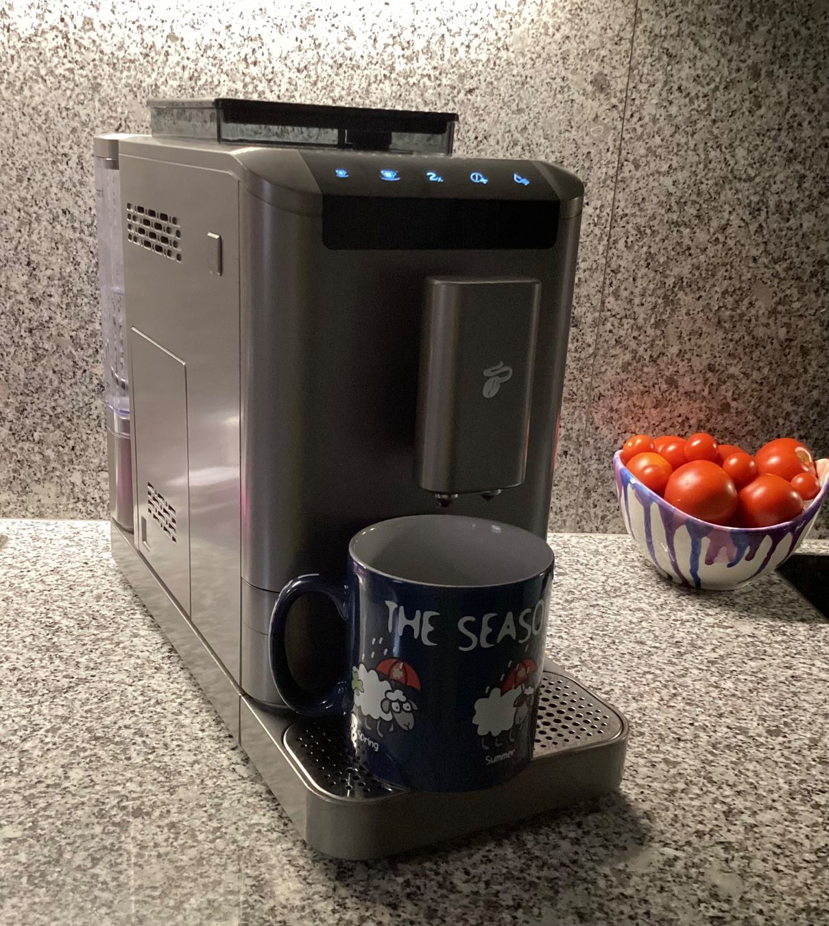 Tchibo Macchine per caffè & Macchine per espresso: Tchibo Esperto2 Caffè Kaffeevollautomat – Difettoso da Glarus venduto da Folienjoe24