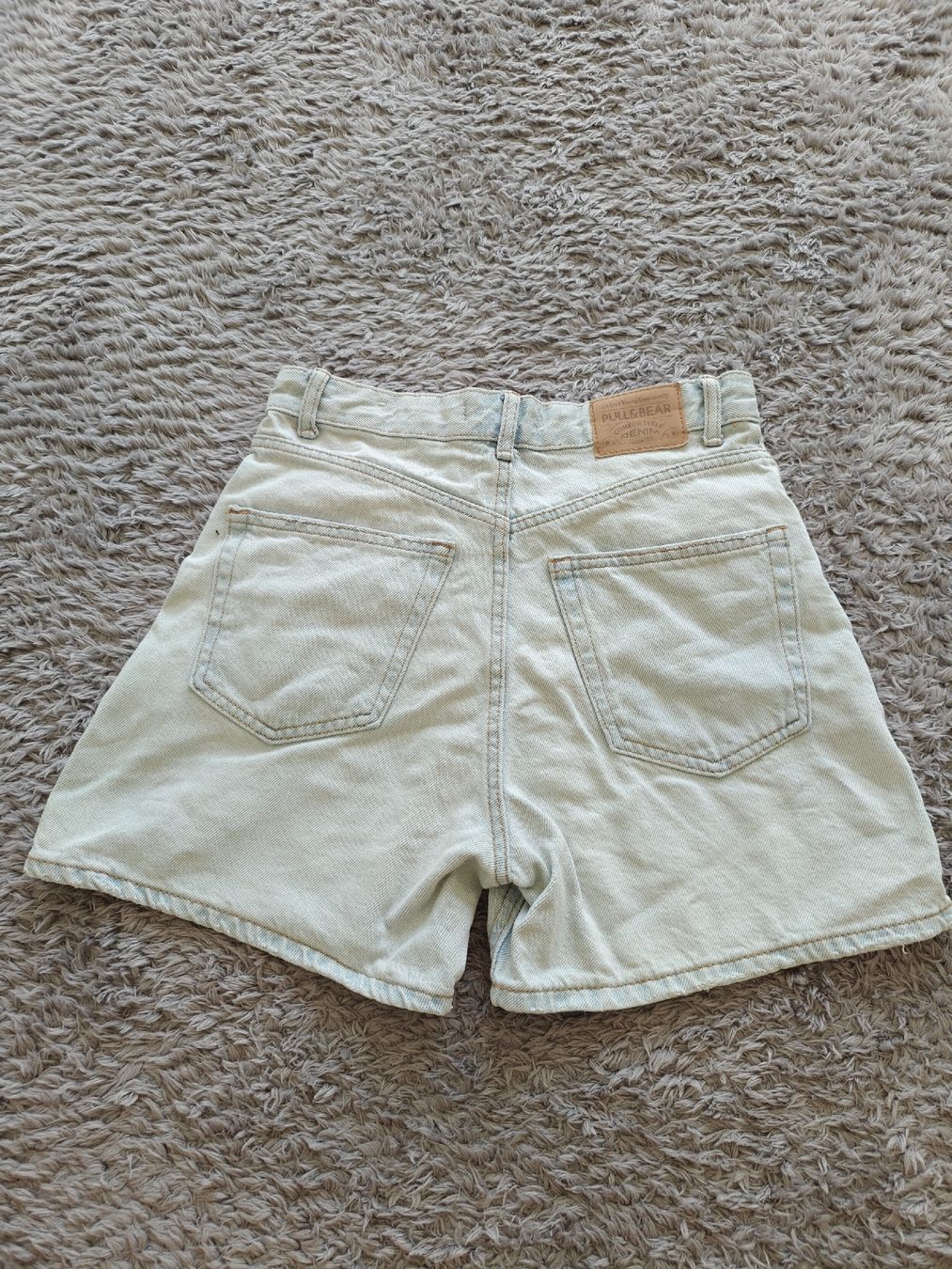 Pull&Bear Hosen: Hot Pants / Shorts  – Gebraucht aus Pieterlen von Saemelili 2