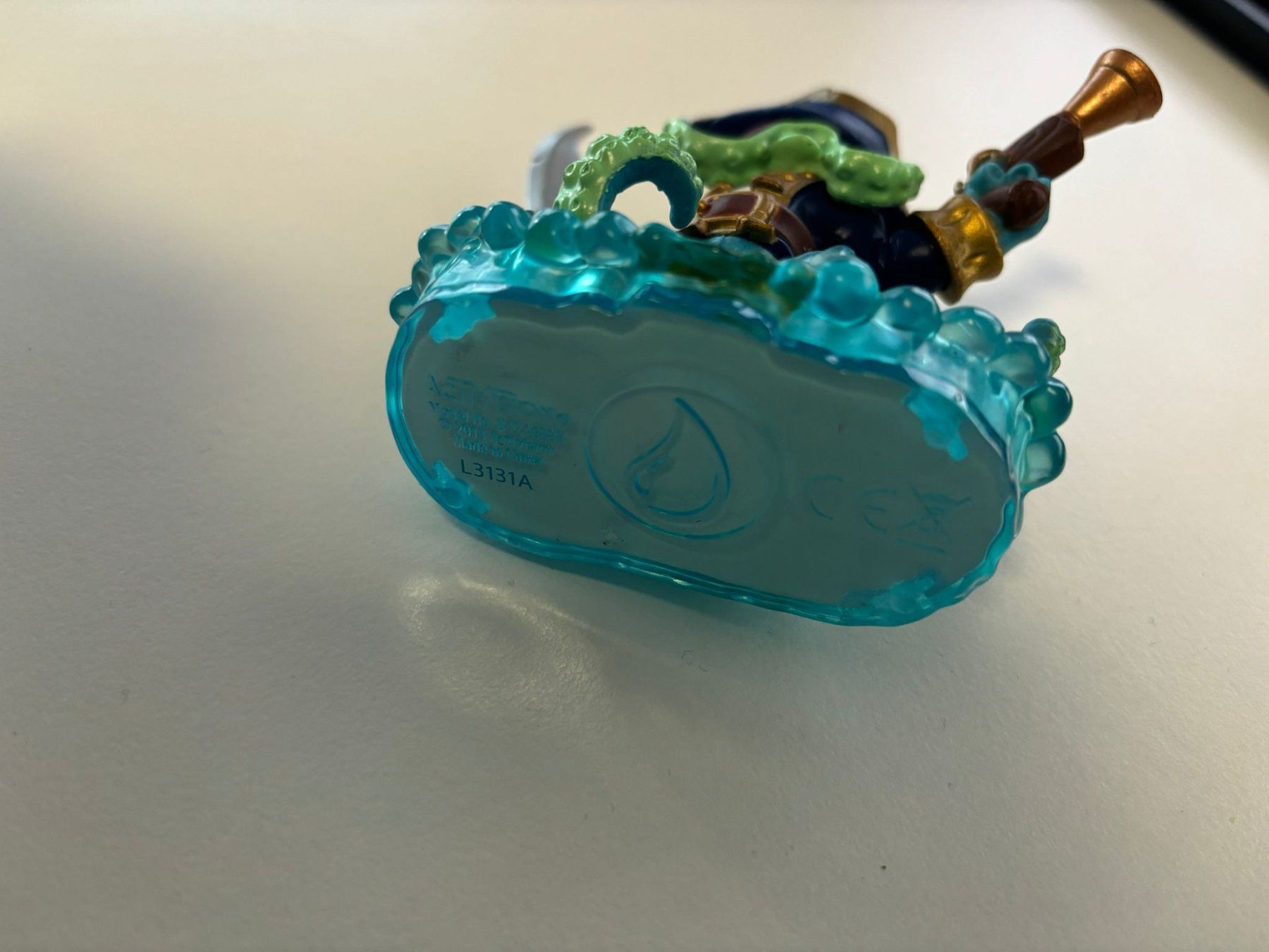 Statuette: Skylanders Swap Force Wash Buckler Figur – Usato da Herisau venduto da Seyashop1 2