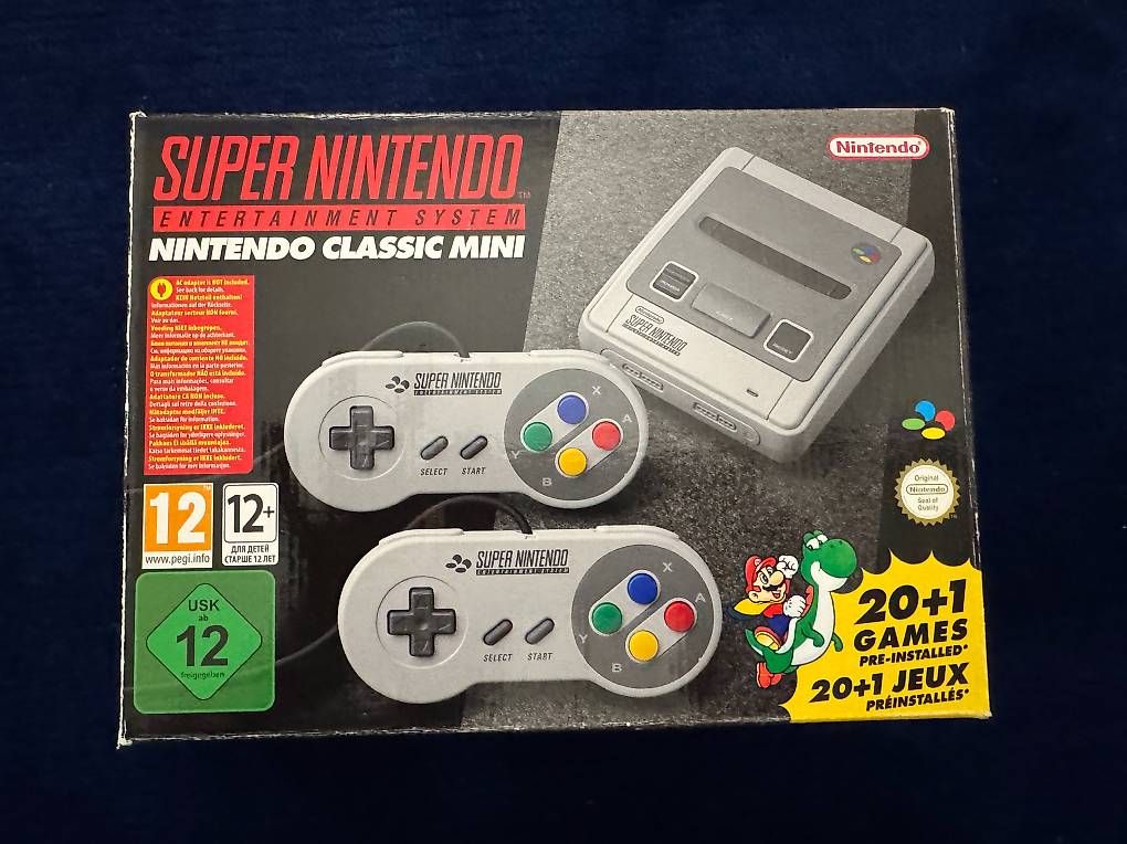 Nintendo Console: Super Nintendo Classic Mini  191Spiele inkl. 2 Controller – Usato da Wetzikon ZH venduto da aschi777