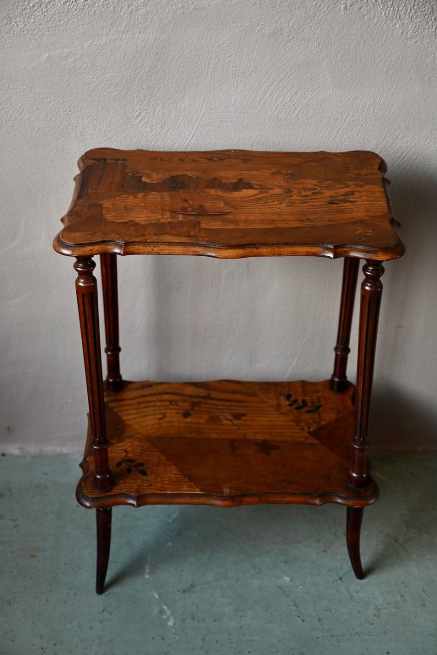 Tavoli: Desserte ancienne table à thé marquetée – Usato da COLMAR venduto da Sophiebellelurette 6