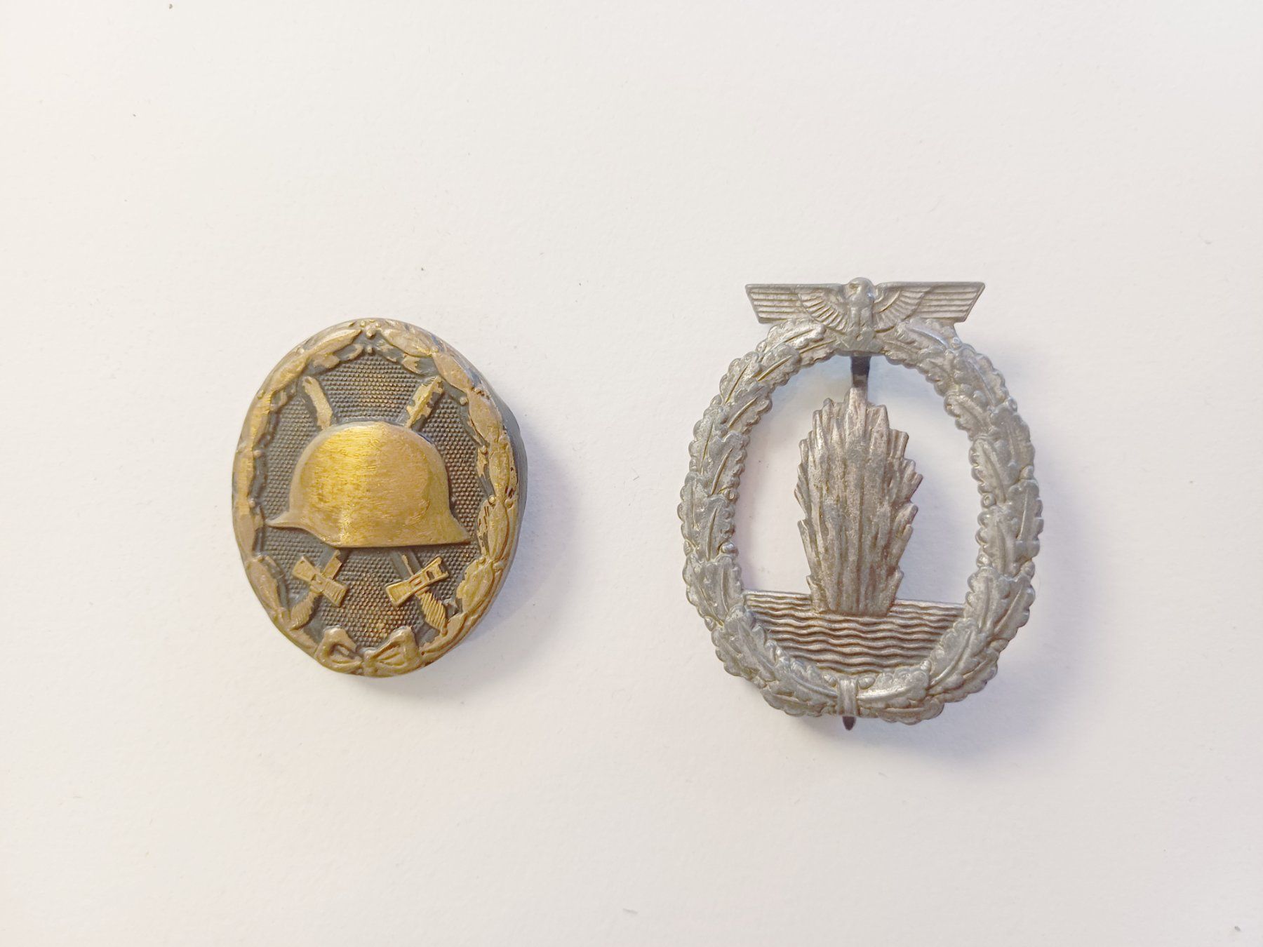 Uniformen: Armée allemande 2 GM Insignes – Gebraucht aus Thônex von lenine01
