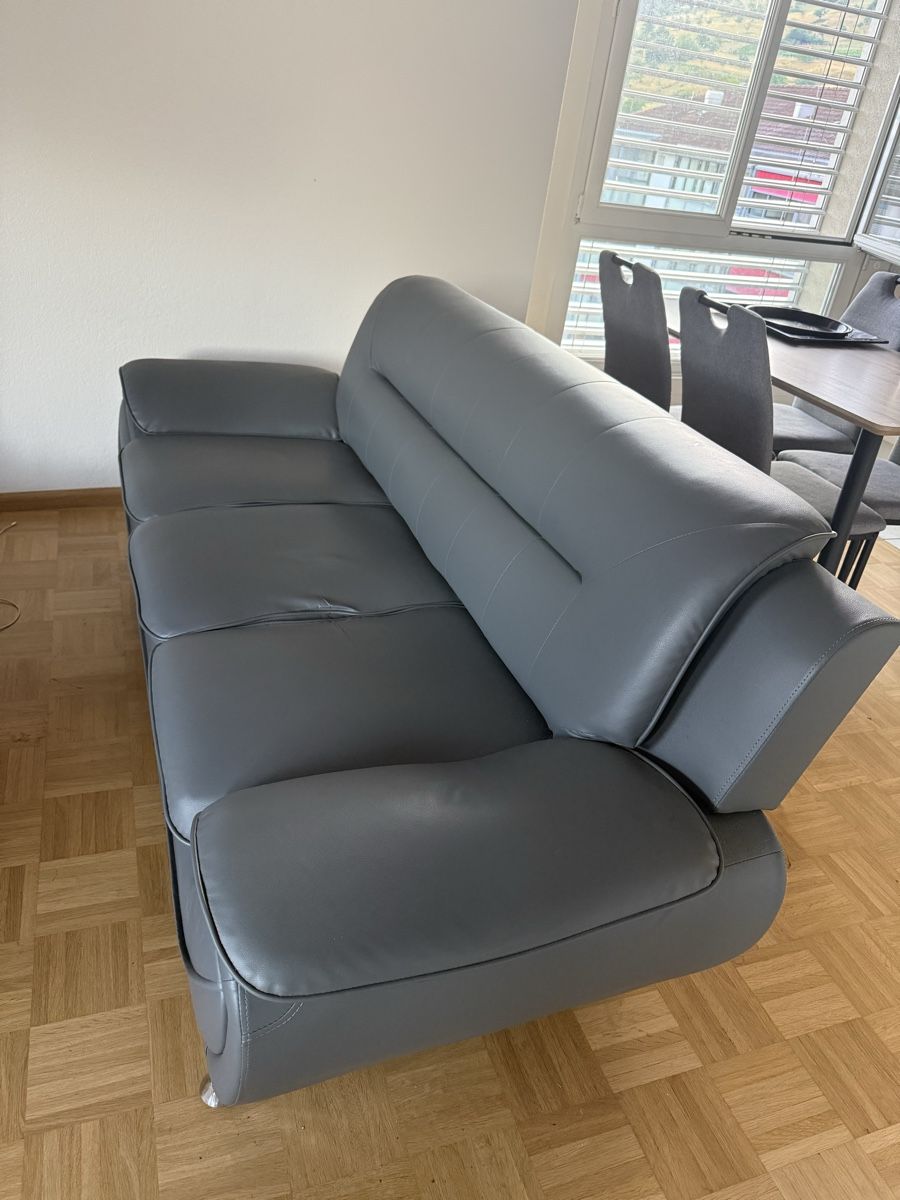 Beliani Divani: Neuwertiges Sofas Kunstleder – Nuovo (secondo la descrizione) da Liestal venduto da LeoSalvi 1