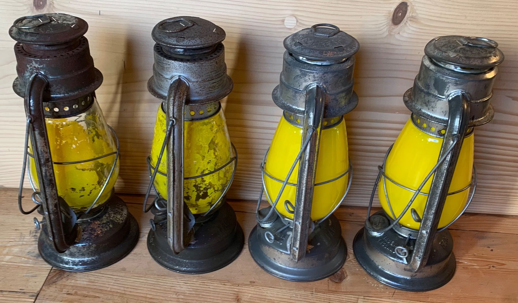 Lampen & Licht: 4 Petrollaternen Chalwyn der CH Armee – Gebraucht aus Goldingen von Bergler012 1