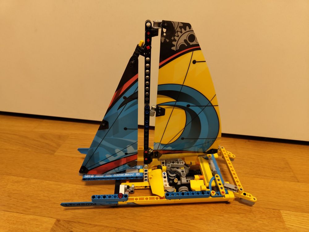 Lego Technic Nr. 42074 - Rennyacht | Kaufen auf Ricardo