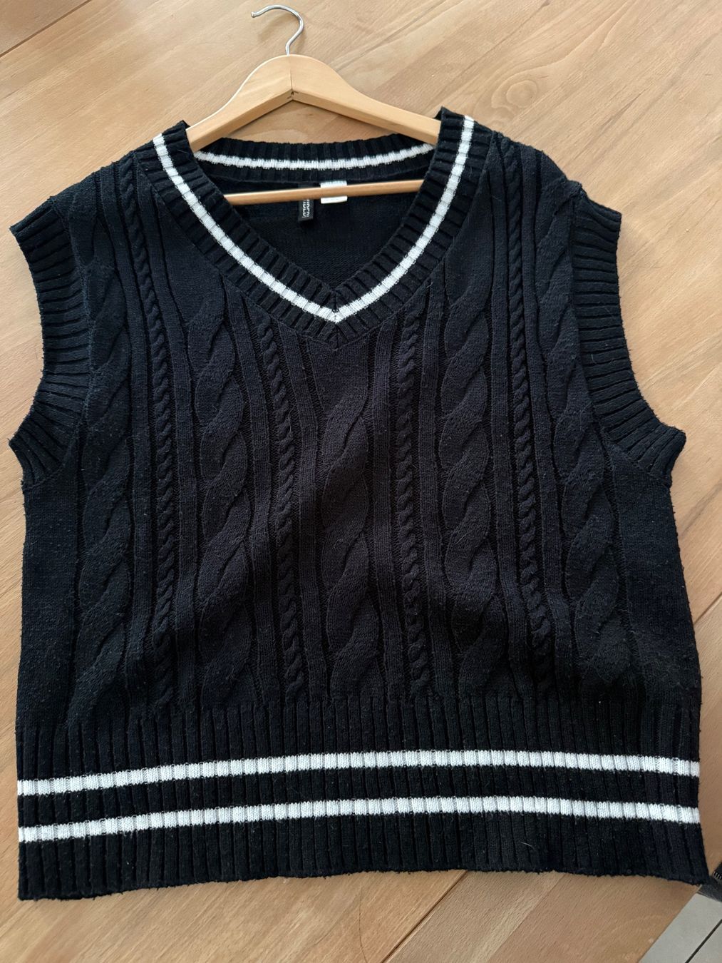 H&M Top: Pull sans manches – Usato da Sion venduto da Mazarine_ 2