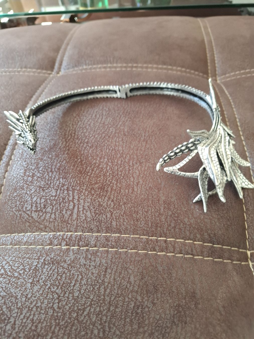 Ketten: Collier dragon Games of Throne – Neu (gemäss Beschreibung) aus Saxon von 2005sylvester 7